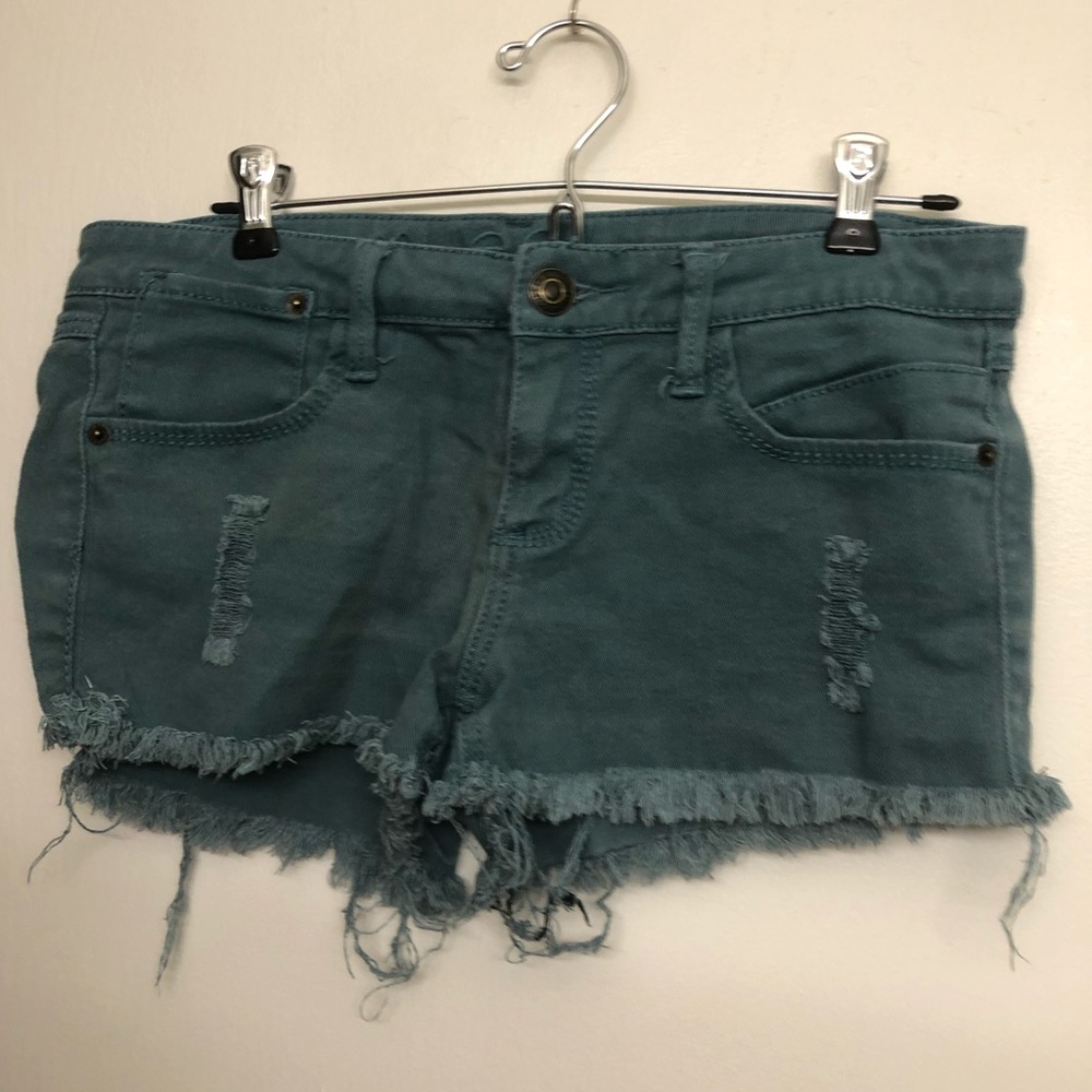 RUE 21 BLUE SHORTS!!